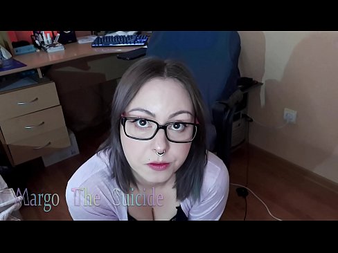 ❤️ Seksikäs tyttö lasit päässä imee dildoa syvälle kameraan ❤❌ Anaalivideo at fi.purchasexz.top